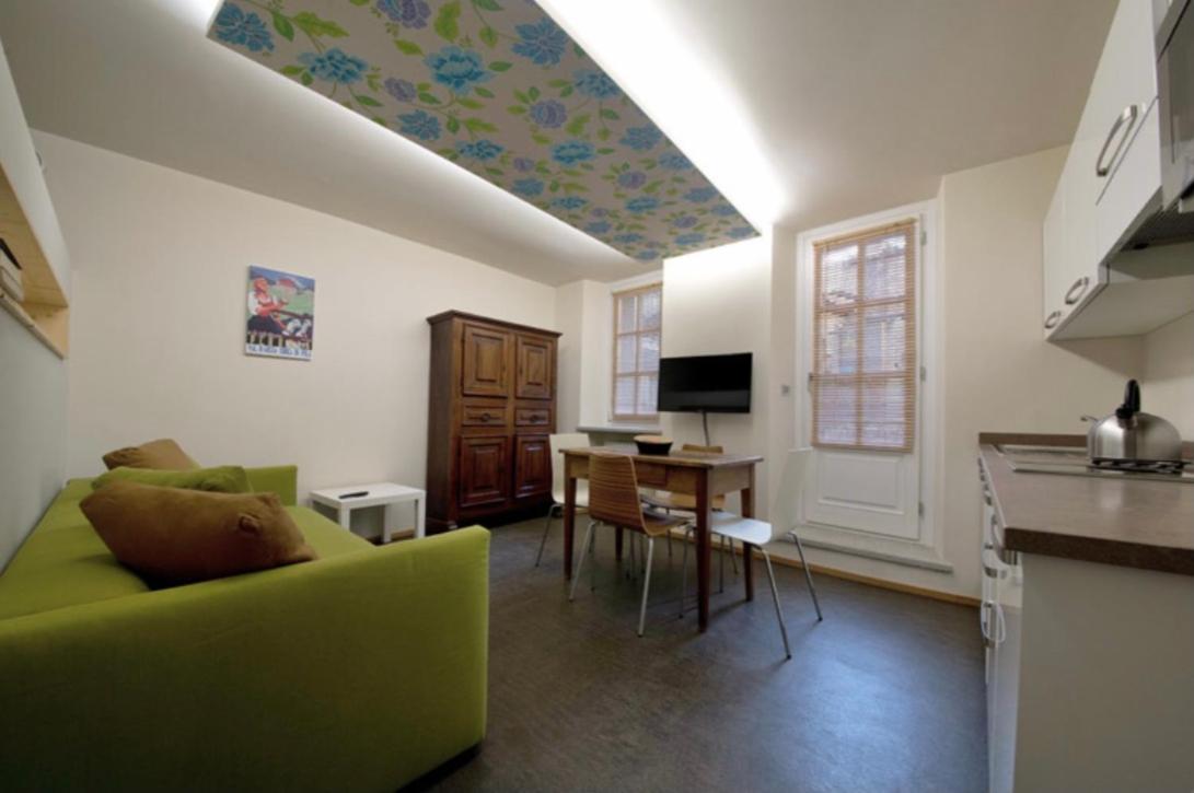 Aymon De Challant Appartement Aosta Exterior photo