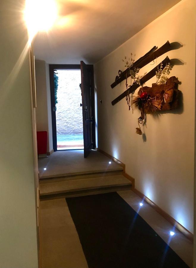 Aymon De Challant Appartement Aosta Exterior photo