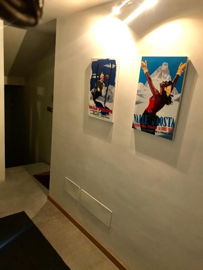 Aymon De Challant Appartement Aosta Exterior photo